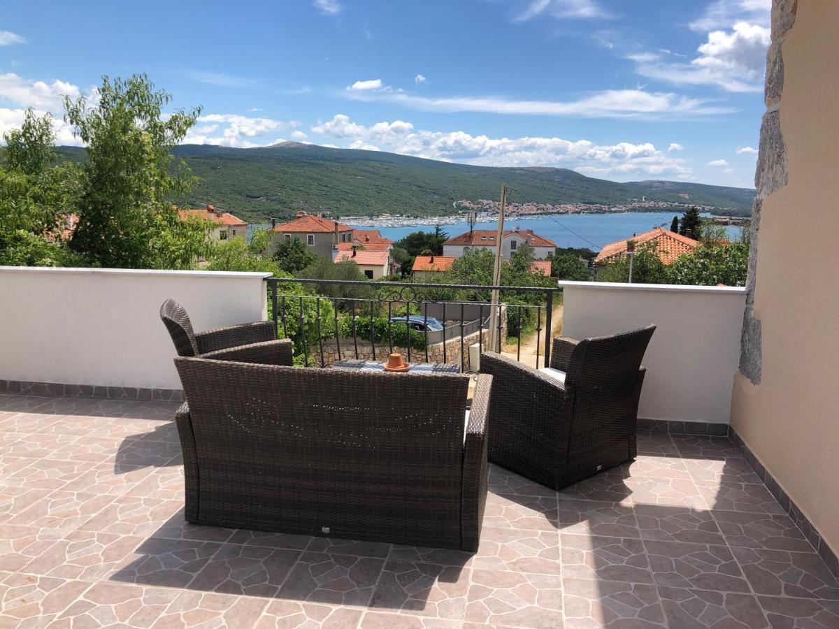 Apartment Marina Kornić Buitenkant foto