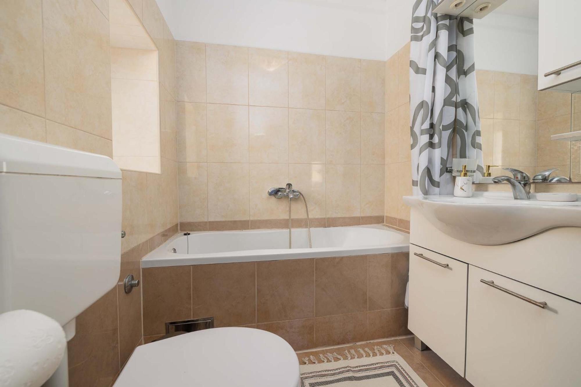 Apartment Marina Kornić Buitenkant foto